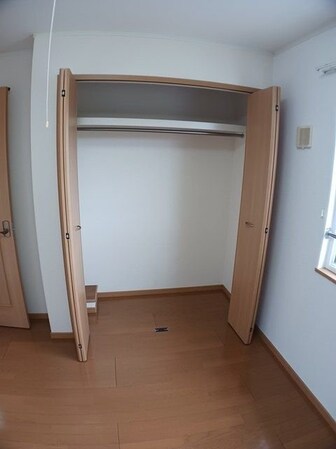 エーデルシュタイン Bの物件内観写真